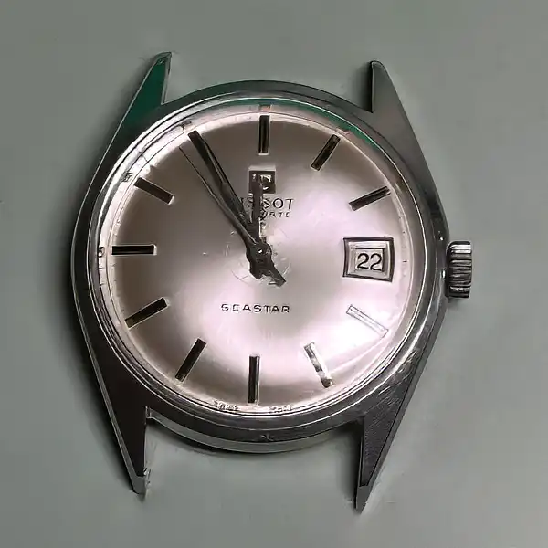 Tissot Seastar vintage – cadran rose avec date Tissot Seastar vintage à cadran rose avec date