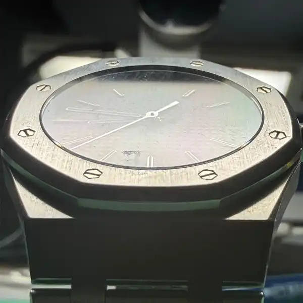 Audemars Piguet Royal Oak 14790 avant polissage Audemars Piguet Royal Oak 14790 avant polissage