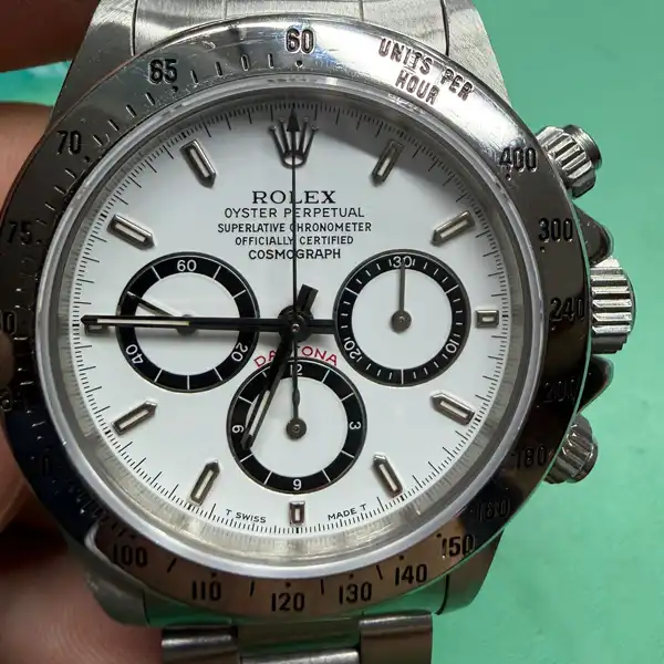 Rolex Daytona 16520 avant polissage Rolex Daytona 16520 avant polissage